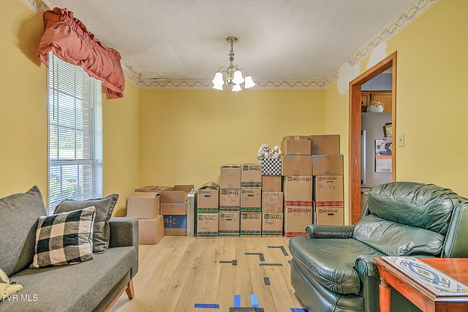 Photo #9: 105 Willcrest Circle