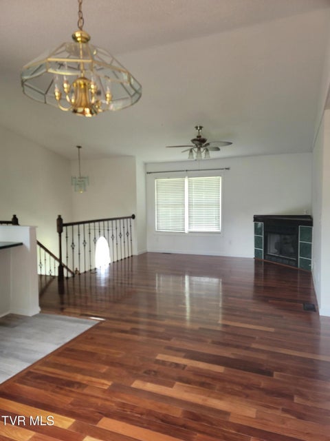 Photo #12: 115 Chimney Top Lane