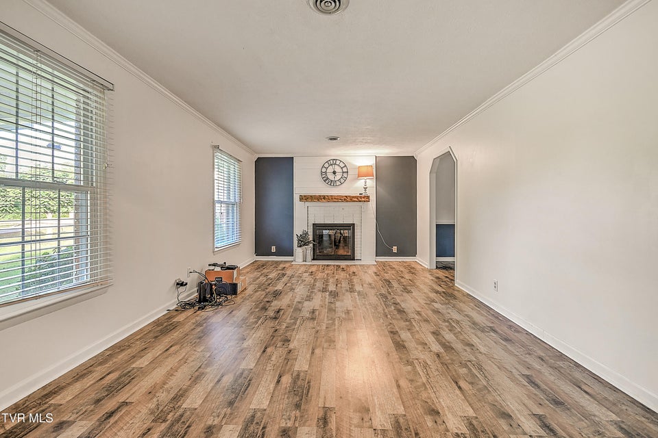 Photo #3: 112 Hillview Road