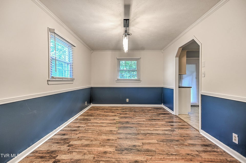 Photo #7: 112 Hillview Road