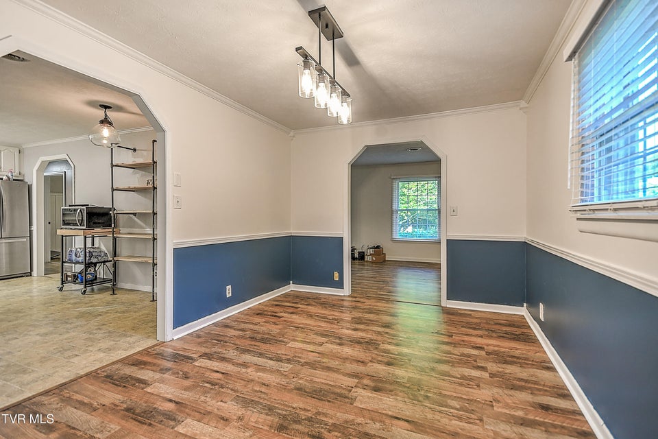 Photo #8: 112 Hillview Road