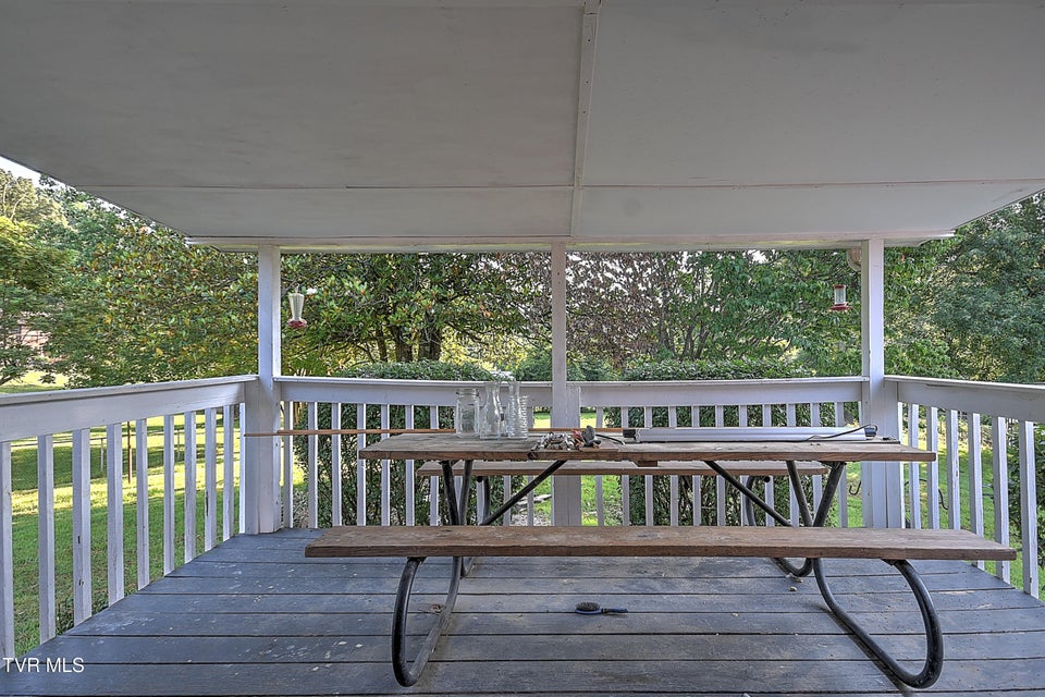 Photo #34: 112 Hillview Road