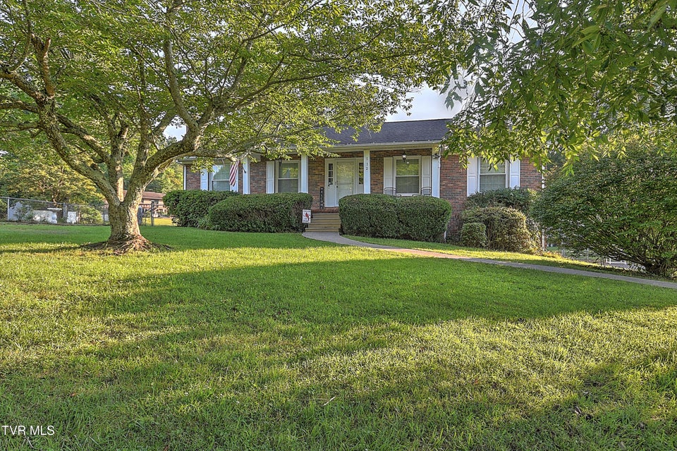 Photo #40: 112 Hillview Road