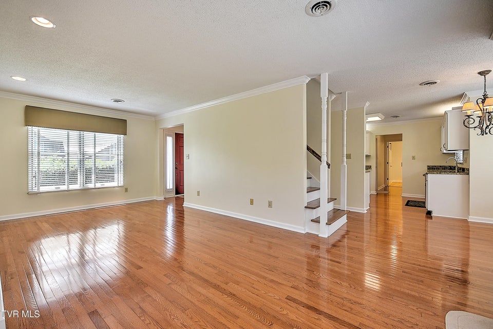 Photo #10: 226 Willowbend Court Court