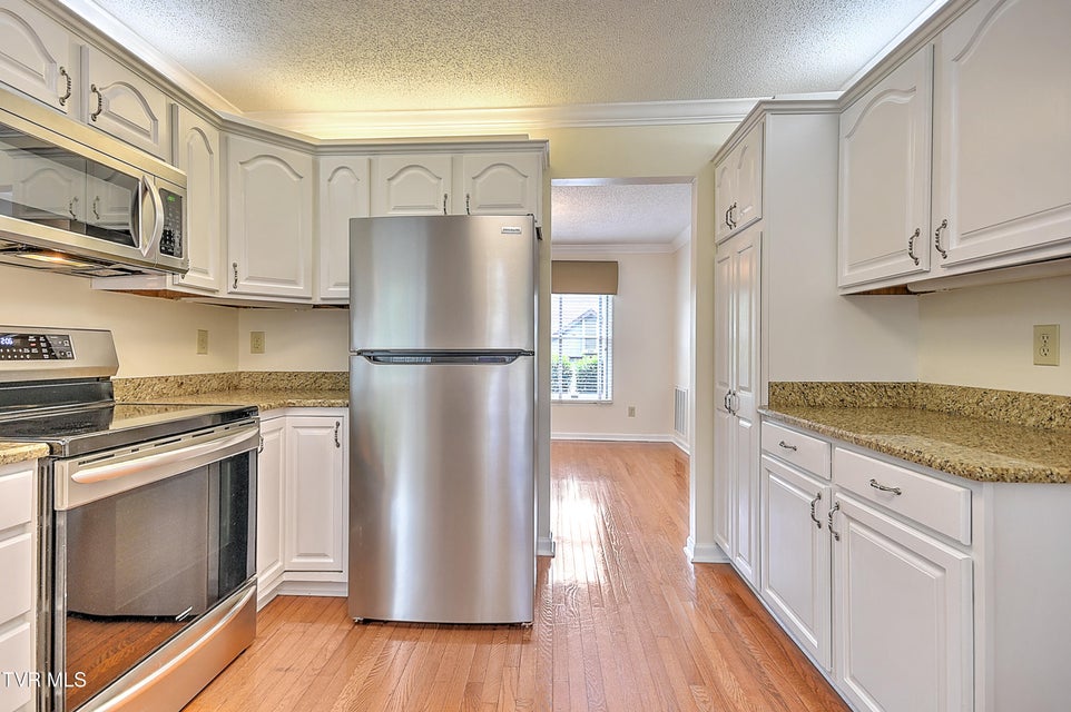 Photo #18: 226 Willowbend Court Court