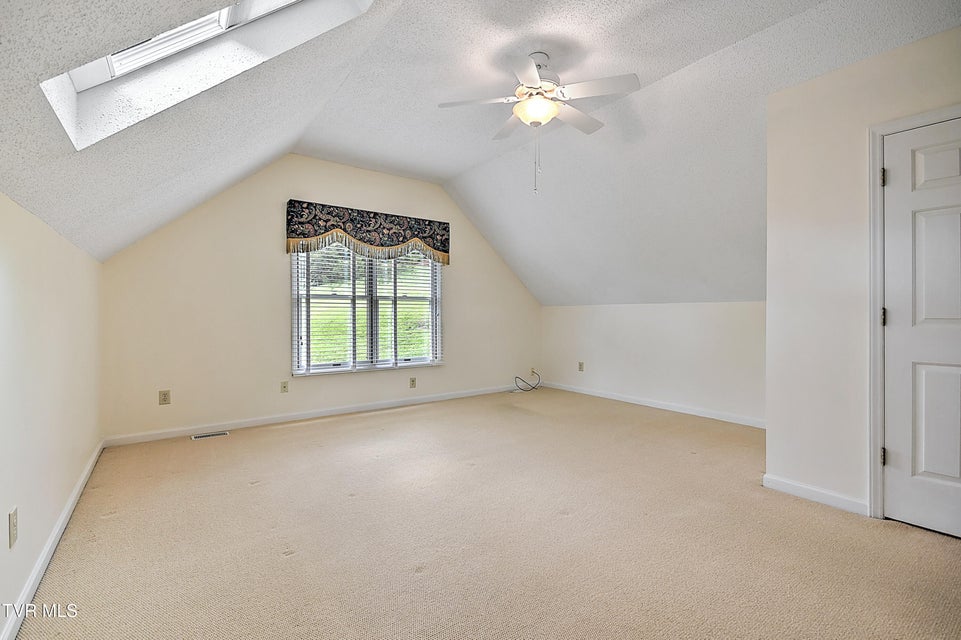 Photo #33: 226 Willowbend Court Court