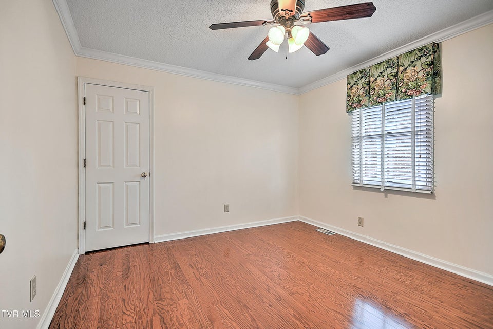 Photo #36: 226 Willowbend Court Court