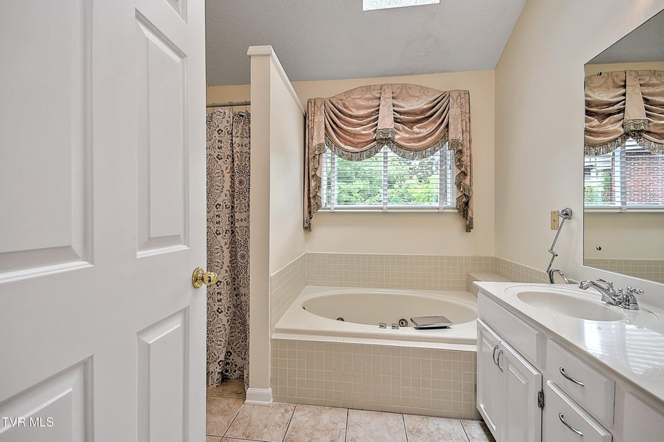 Photo #45: 226 Willowbend Court Court