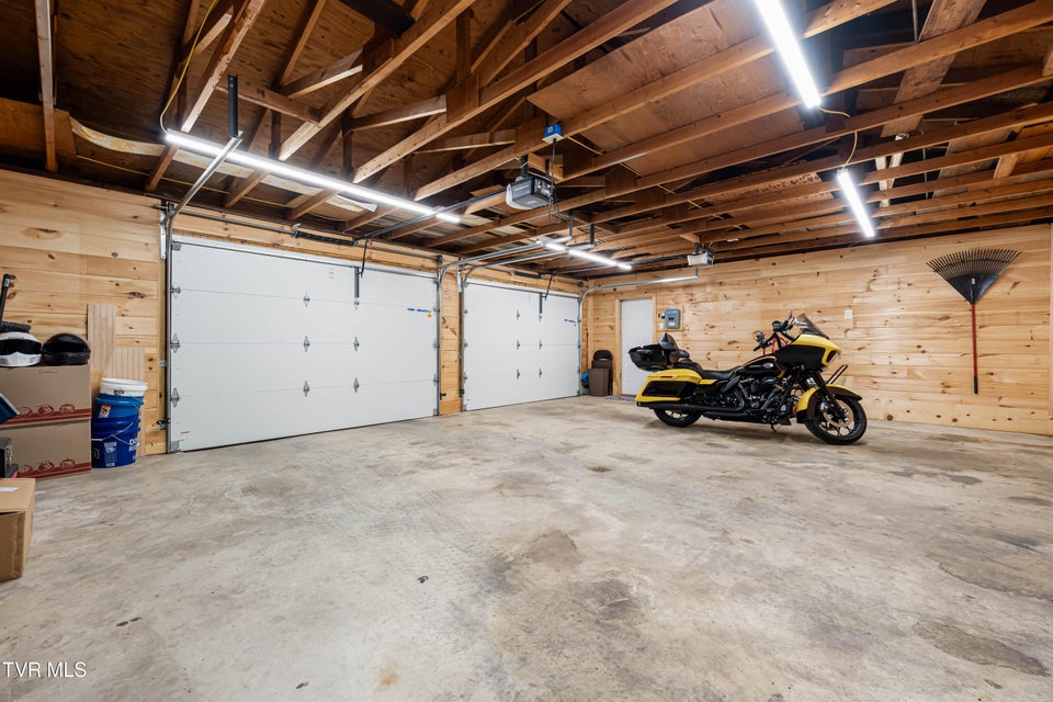 Photo #25: 1524 Redwood Drive