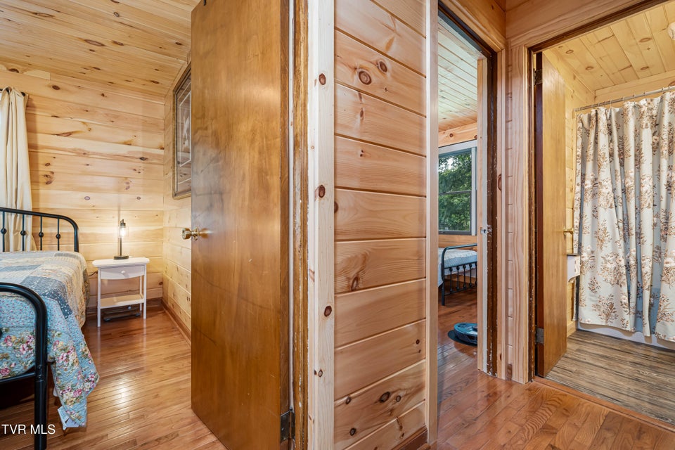 Photo #11: 1524 Redwood Drive