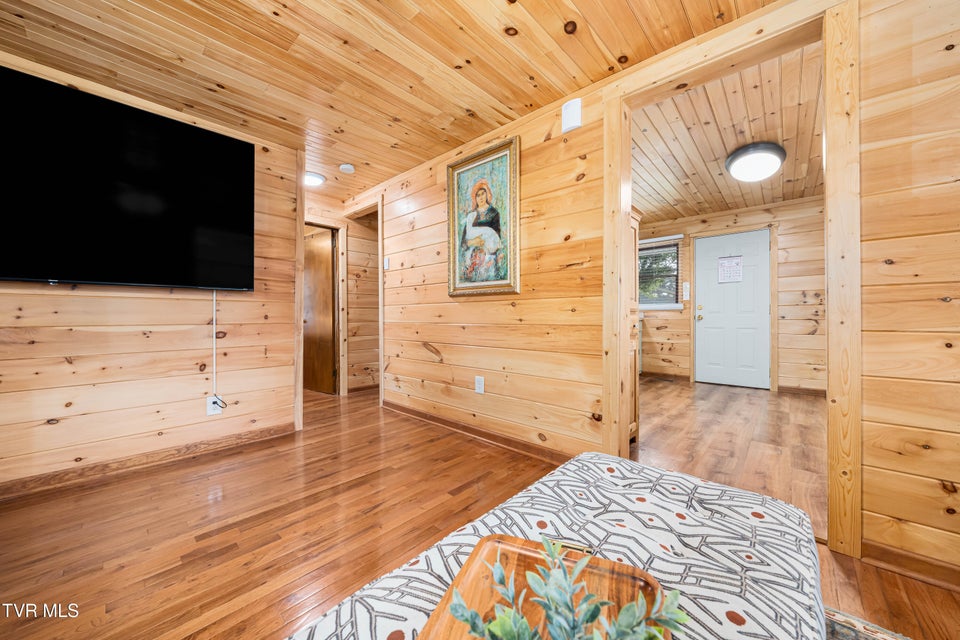 Photo #18: 1524 Redwood Drive