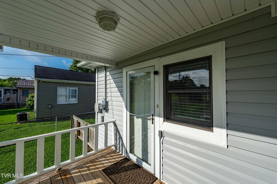Photo #42: 1524 Redwood Drive