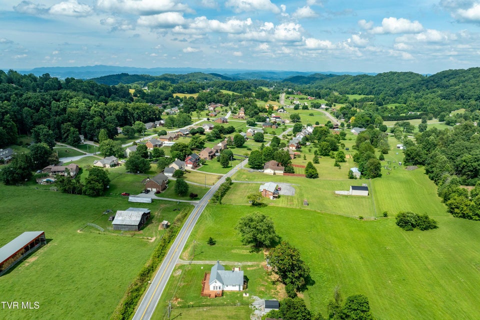 Photo #50: 654 Valley Drive