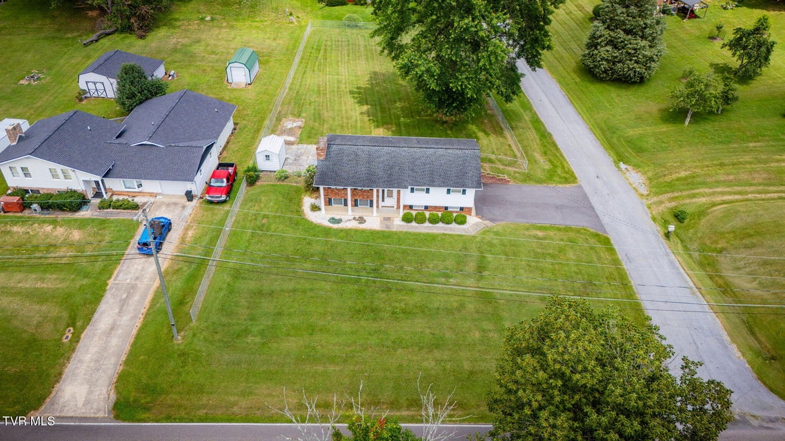 Photo #40: 708 Hill Road