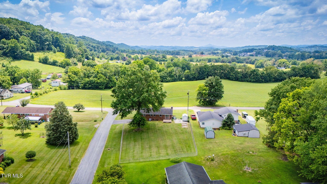 Photo #41: 708 Hill Road