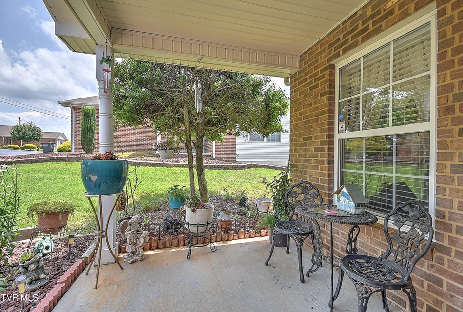 Photo #4: 929 Cornerstone Court