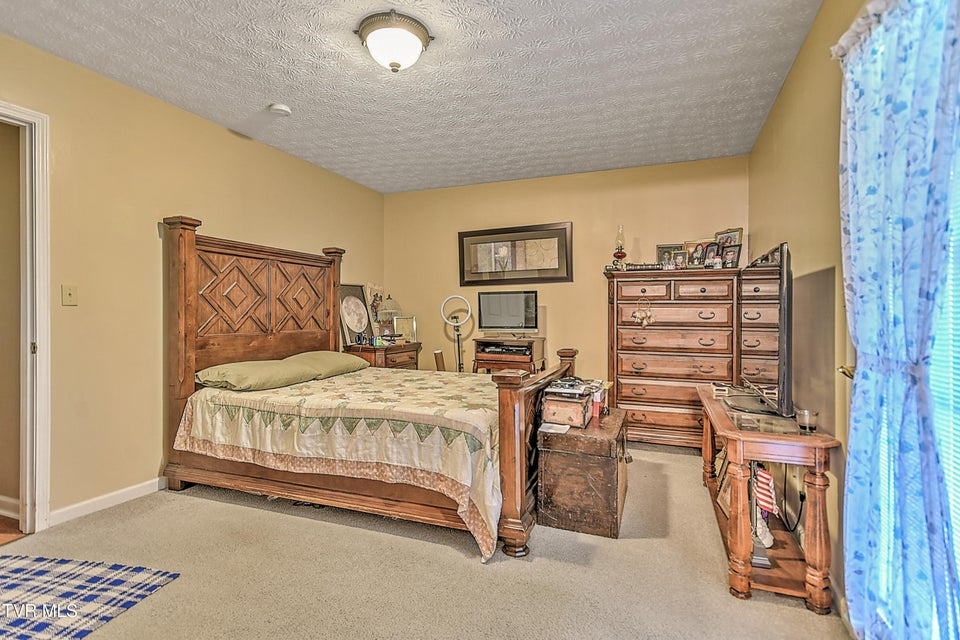 Photo #19: 929 Cornerstone Court