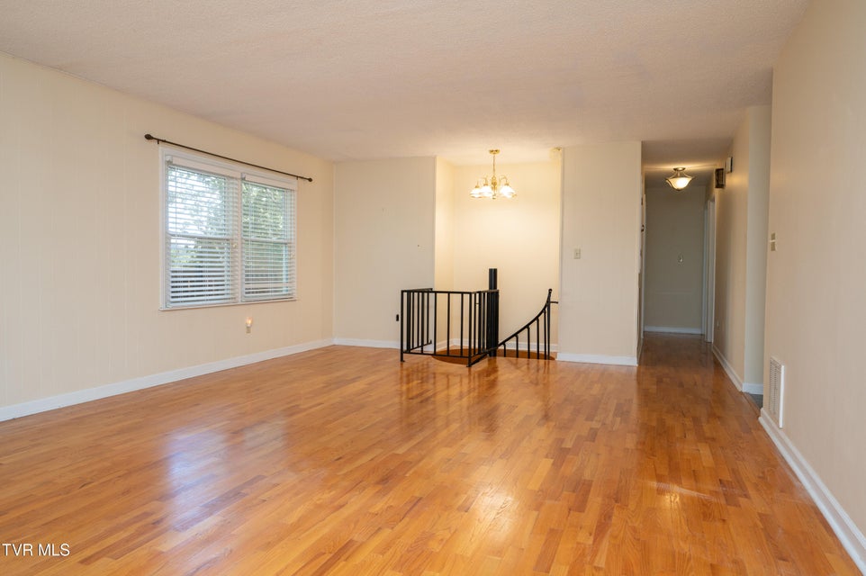 Photo #17: 270 Overlake Drive