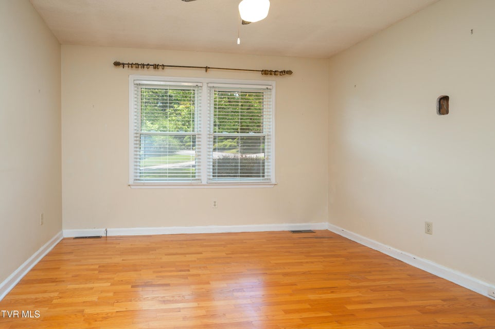 Photo #24: 270 Overlake Drive