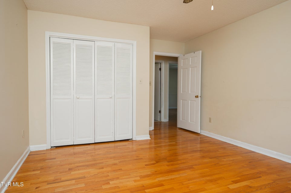 Photo #26: 270 Overlake Drive