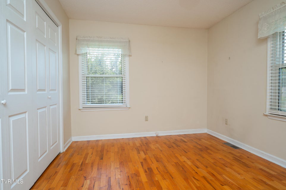 Photo #27: 270 Overlake Drive