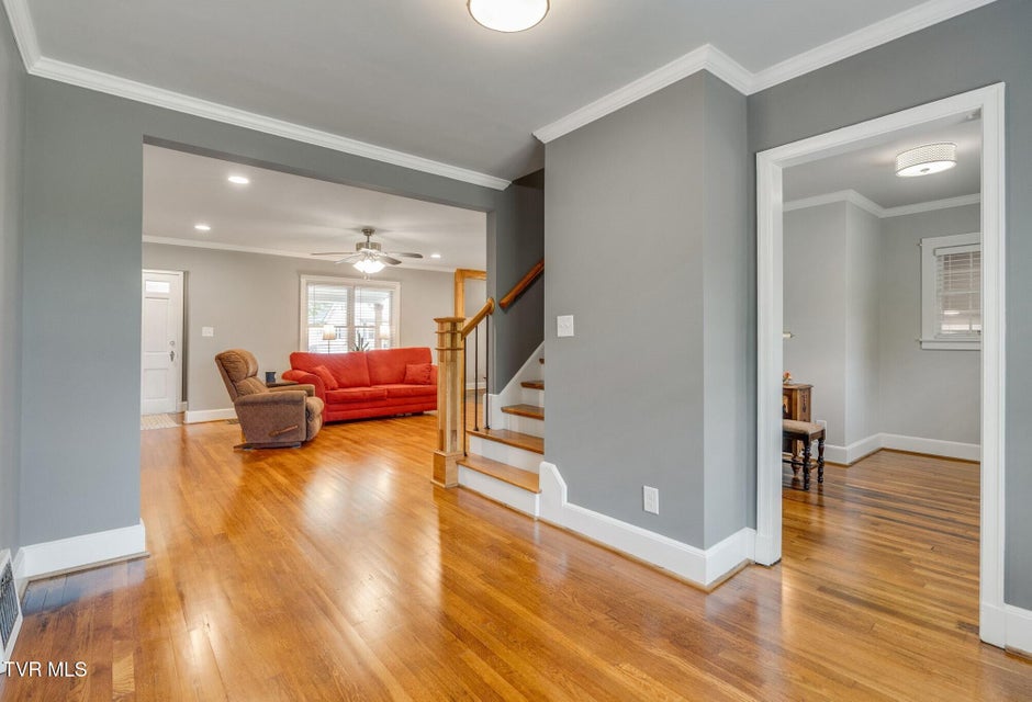 Photo #15: 4223 Ivanhoe Street