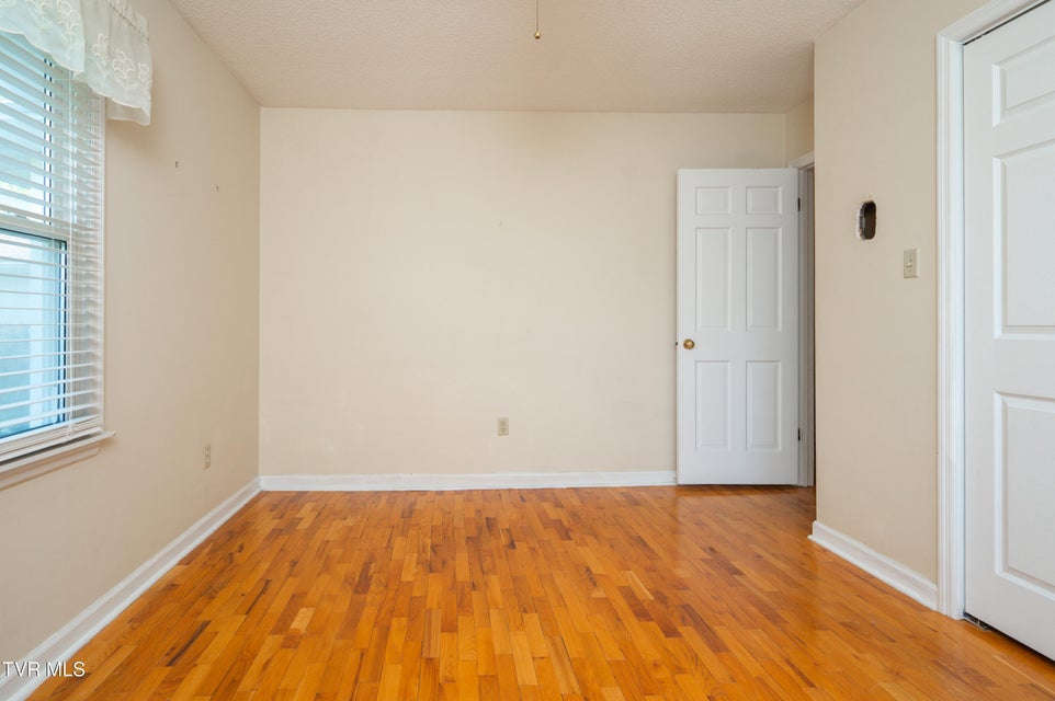 Photo #29: 270 Overlake Drive