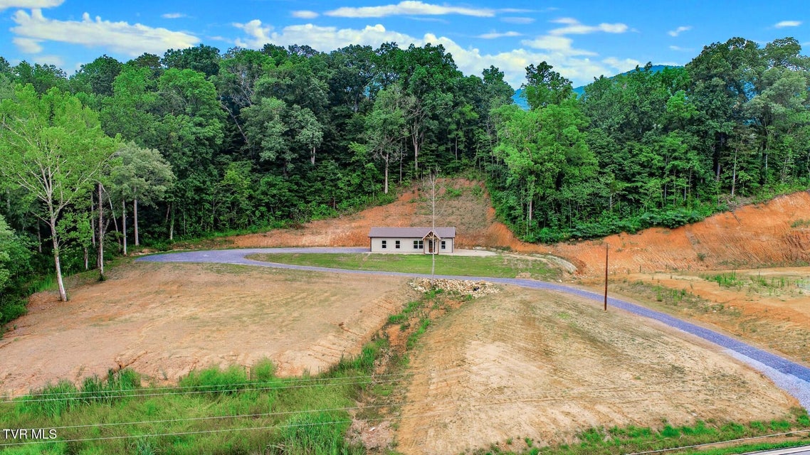 Photo #32: 1976 Hartford Rd