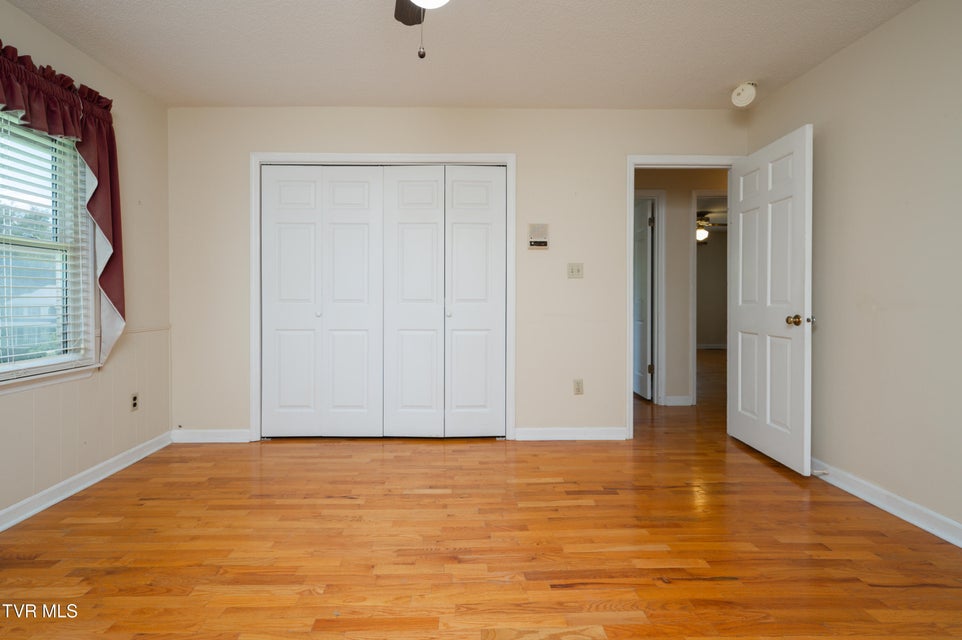 Photo #32: 270 Overlake Drive