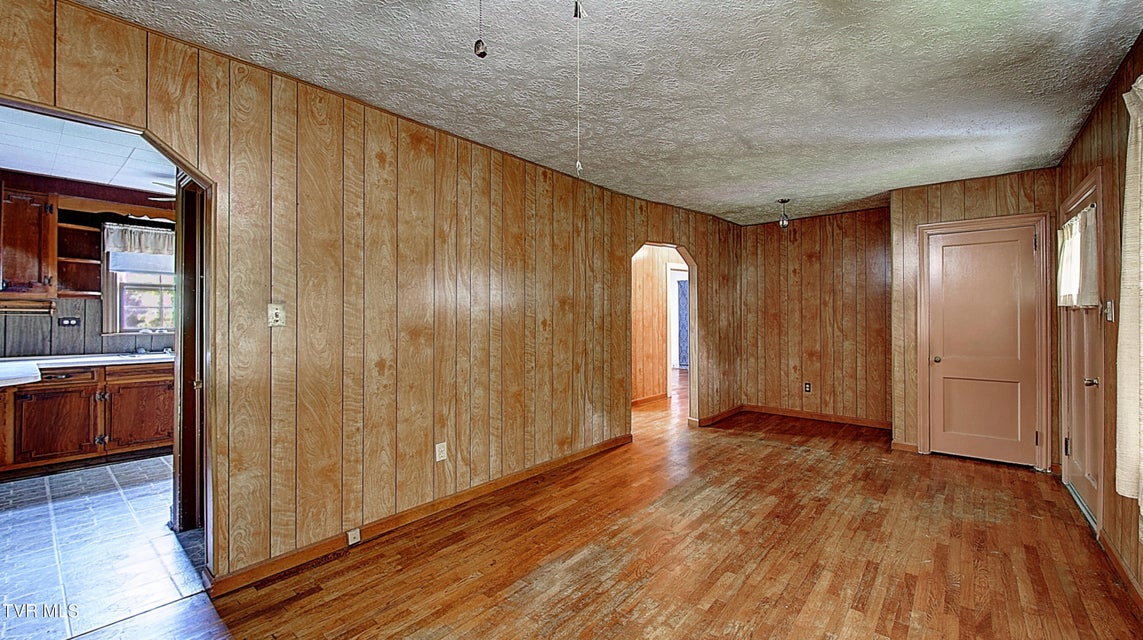 Photo #7: 2322 Anderson Street