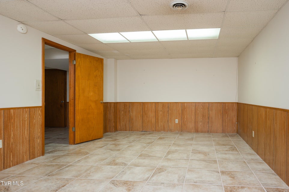 Photo #43: 270 Overlake Drive