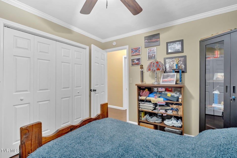 Photo #18: 164 Greenwood Drive