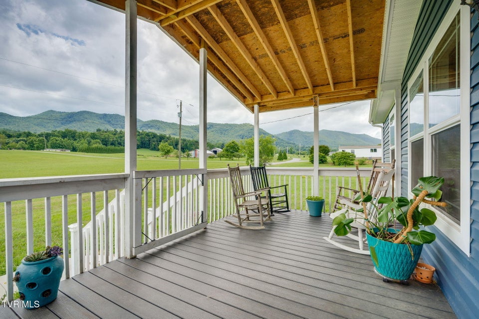 Photo #5: 715 Dunham Road