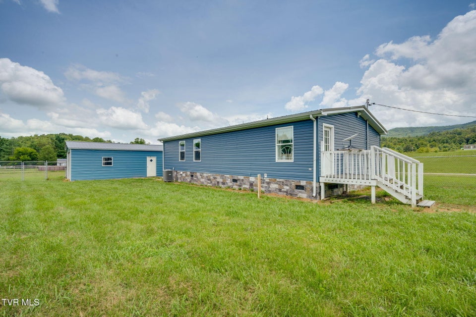 Photo #23: 715 Dunham Road