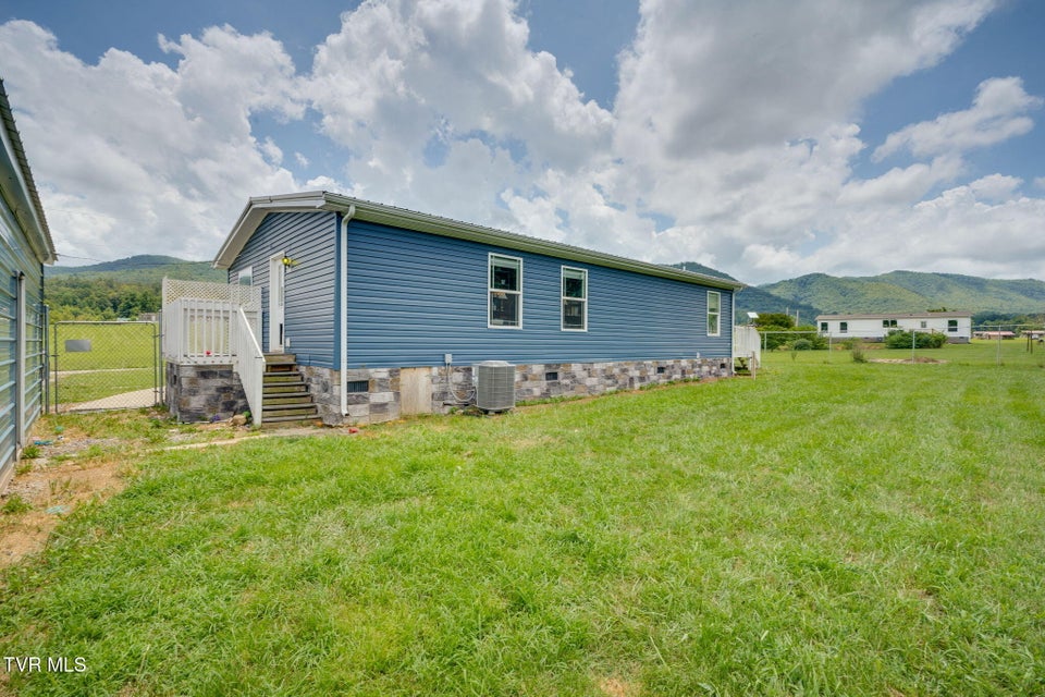 Photo #24: 715 Dunham Road