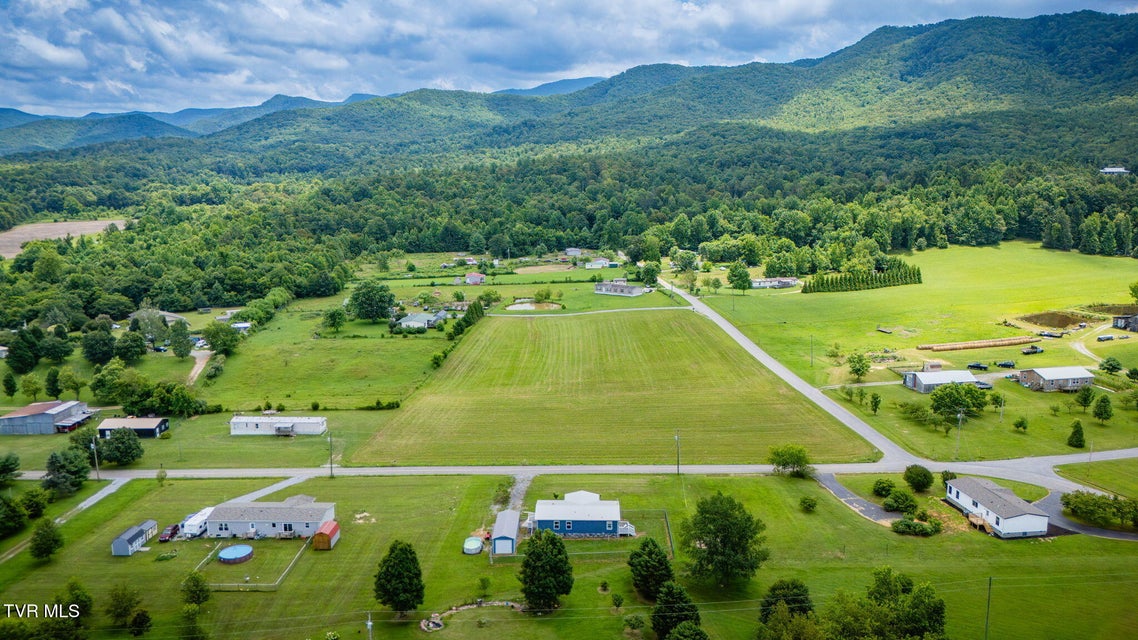 Photo #29: 715 Dunham Road