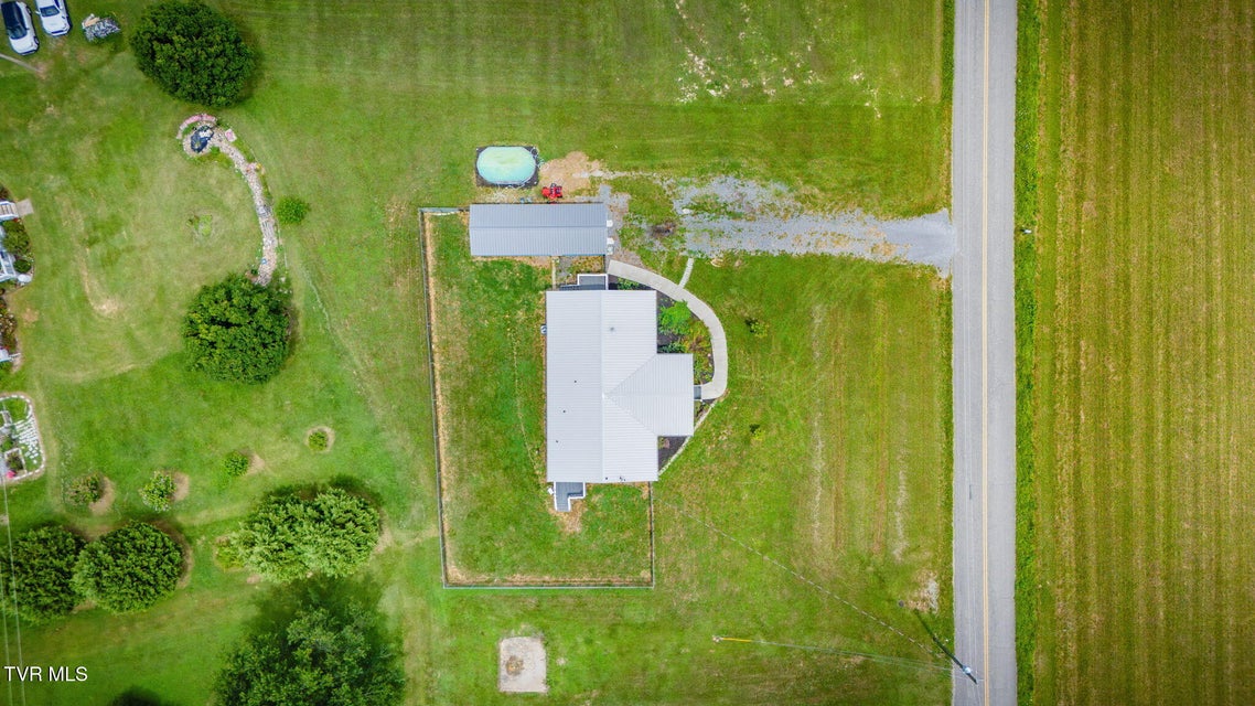 Photo #31: 715 Dunham Road