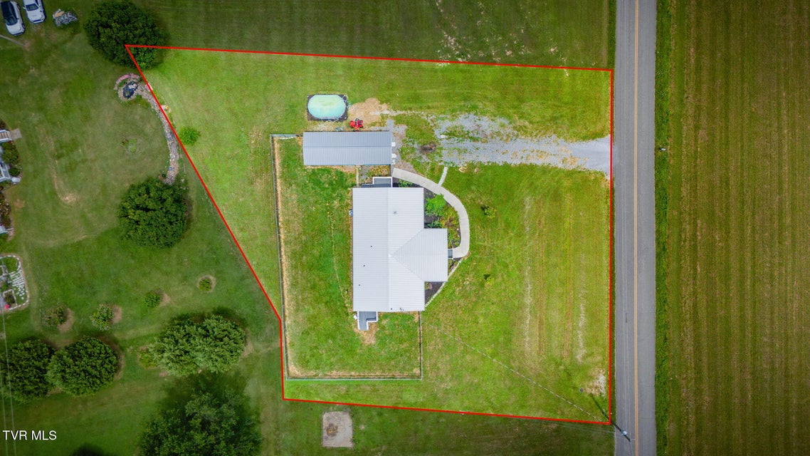 Photo #32: 715 Dunham Road