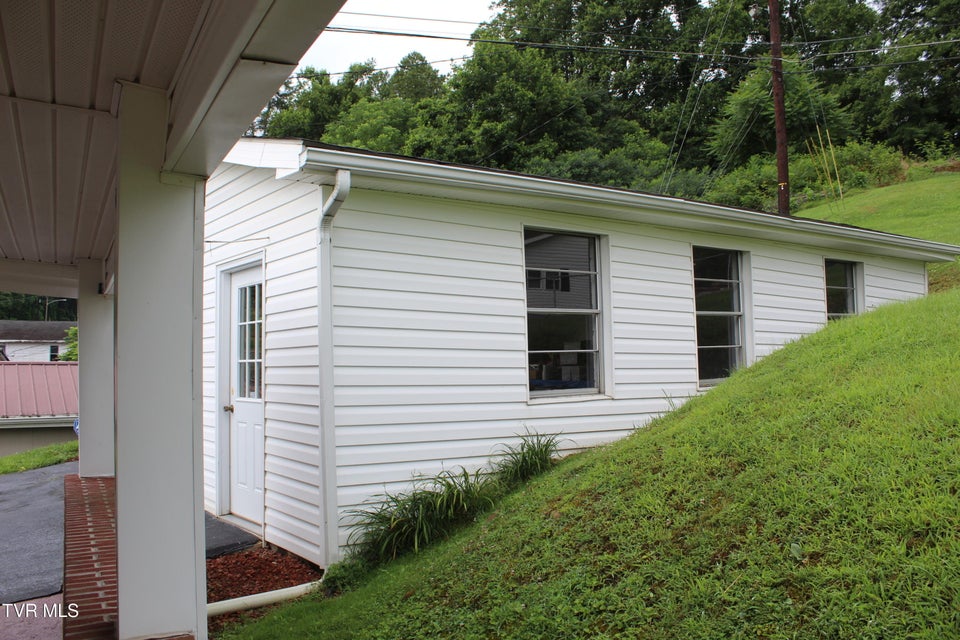 Photo #6: 791 Kentucky Street
