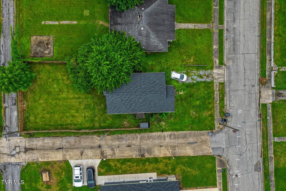 Photo #15: 954 Maple Street