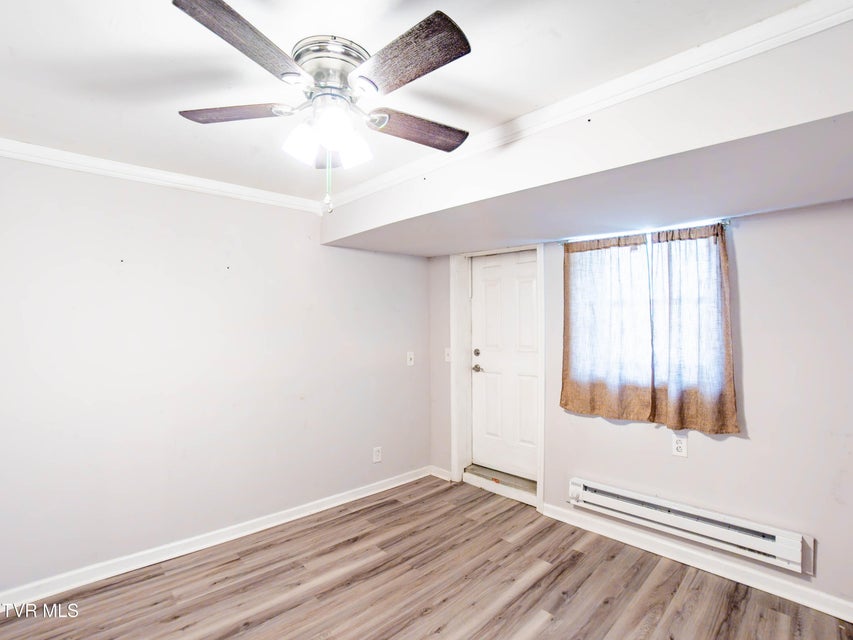 Photo #24: 719 Maple Street