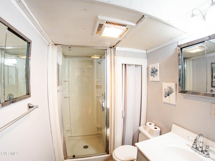 Photo #28: 719 Maple Street