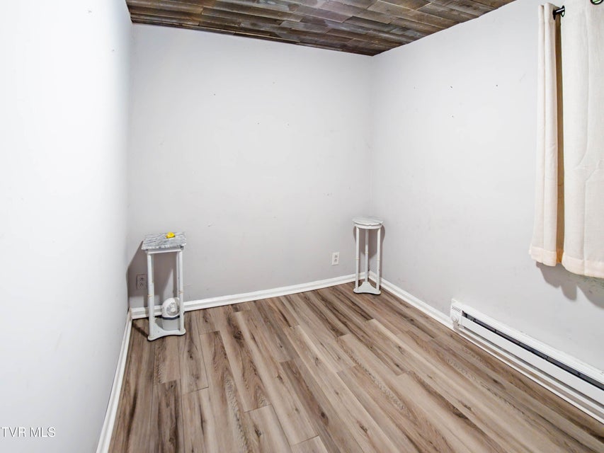 Photo #30: 719 Maple Street