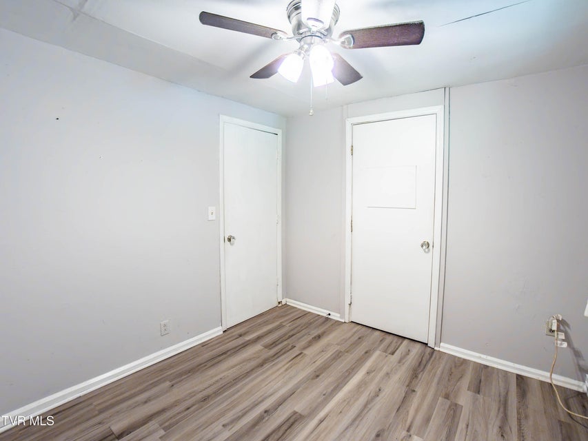 Photo #33: 719 Maple Street