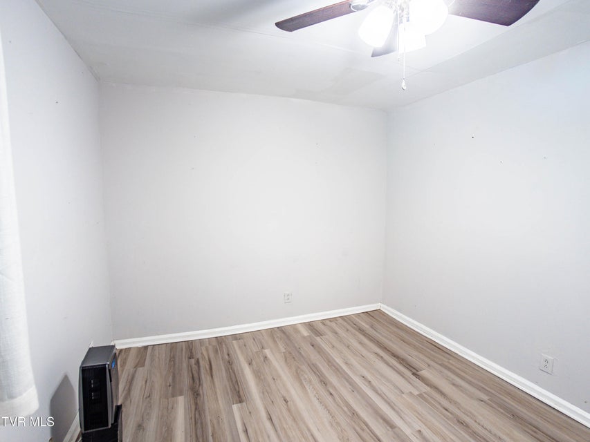 Photo #34: 719 Maple Street