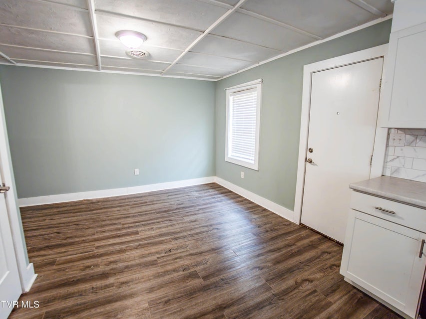 Photo #8: 719 Maple Street