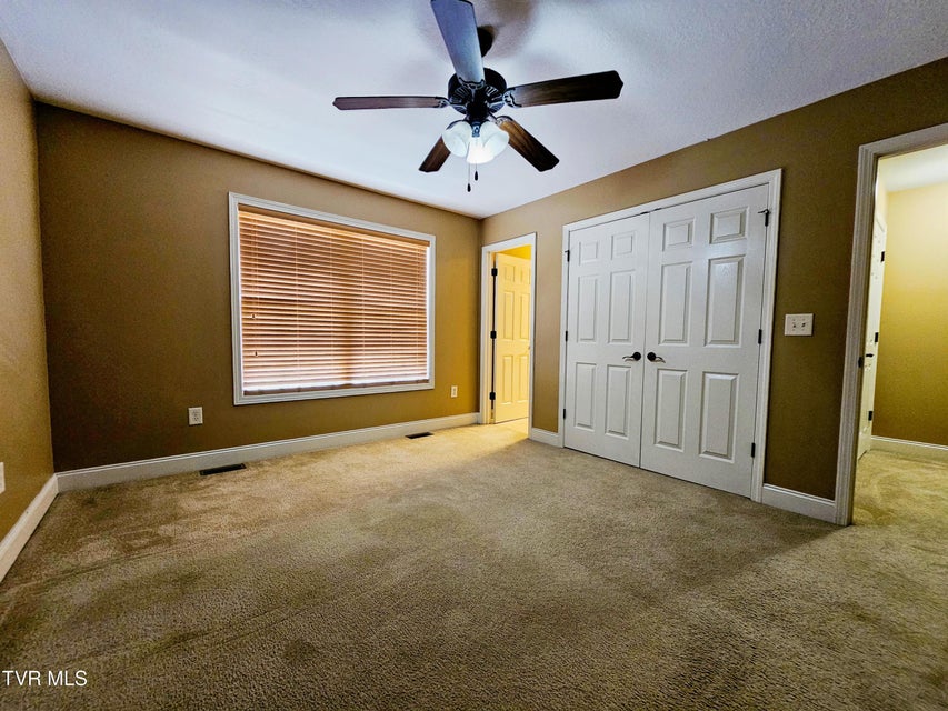 Photo #14: 536 Grays Pointe Court