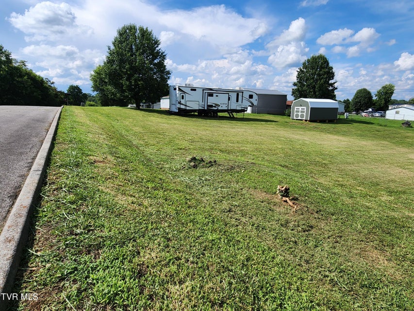 Photo #5: 319 Lories Lane