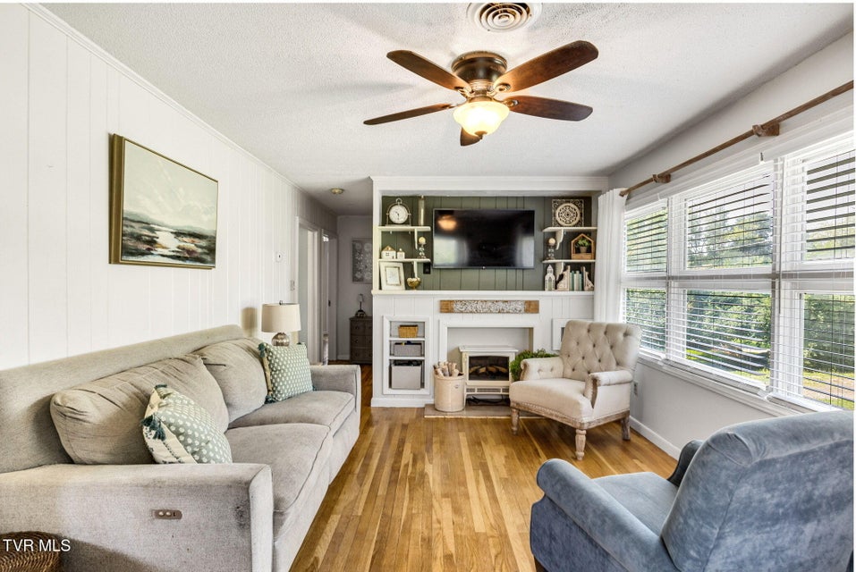 Photo #6: 20301 Wood Howell Road