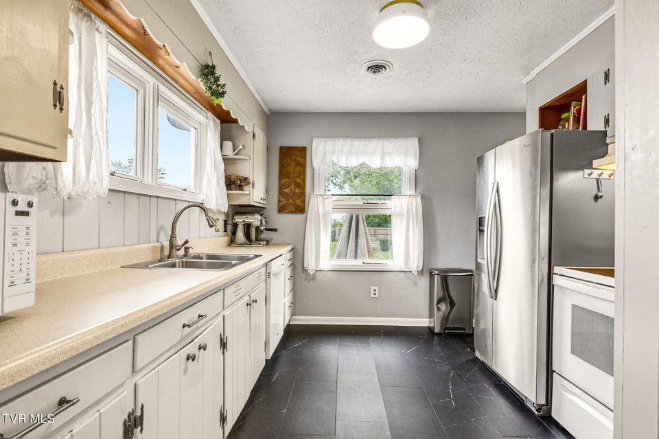 Photo #9: 20301 Wood Howell Road